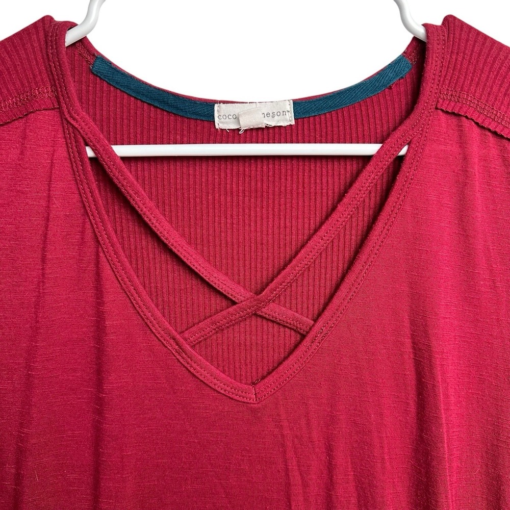 Coco + Jamieson Maroon Cross Neck Top  Size‎ XL
